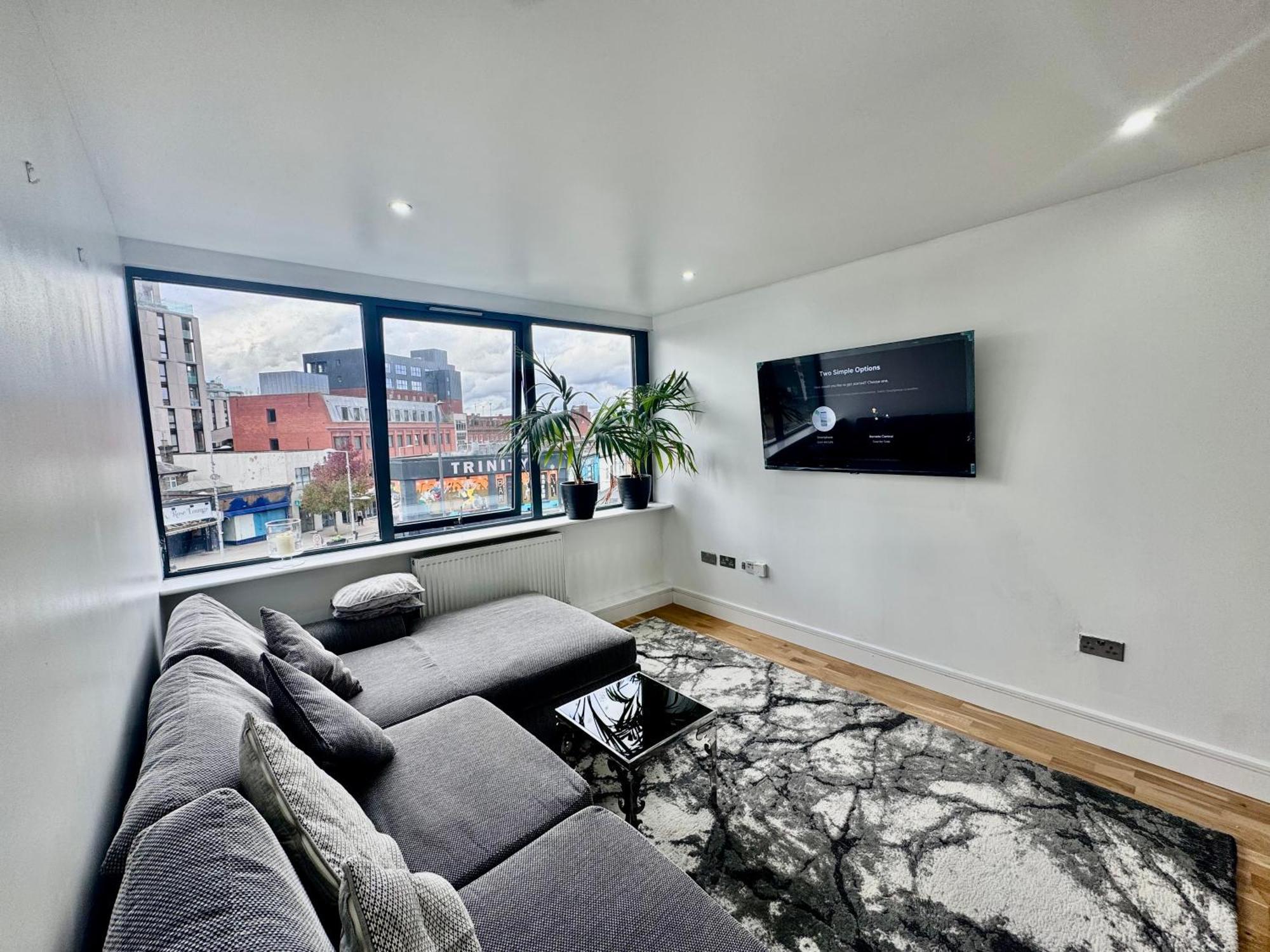 Luxury 2 Bed Entire Apartment-Near Tube & Shopping Centre Harrow Exterior photo